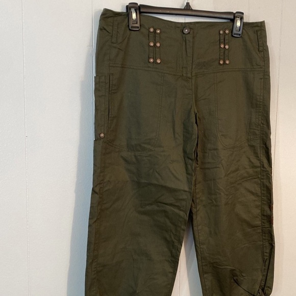 Papaya Y2K Embroidered Crop Pants NWT  size L - Picture 2 of 10